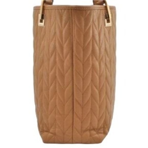 Gucci Camel Matelasse Leather Two Strap Tote with Bold Chrome - Picture 14 of 16